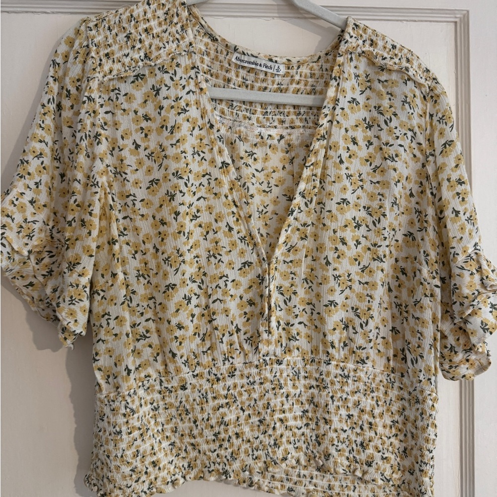 Abercrombie & Fitch ruched yellow floral top